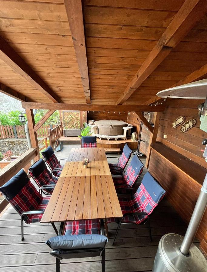 U Vahy Jachymov Apartment Екстериор снимка
