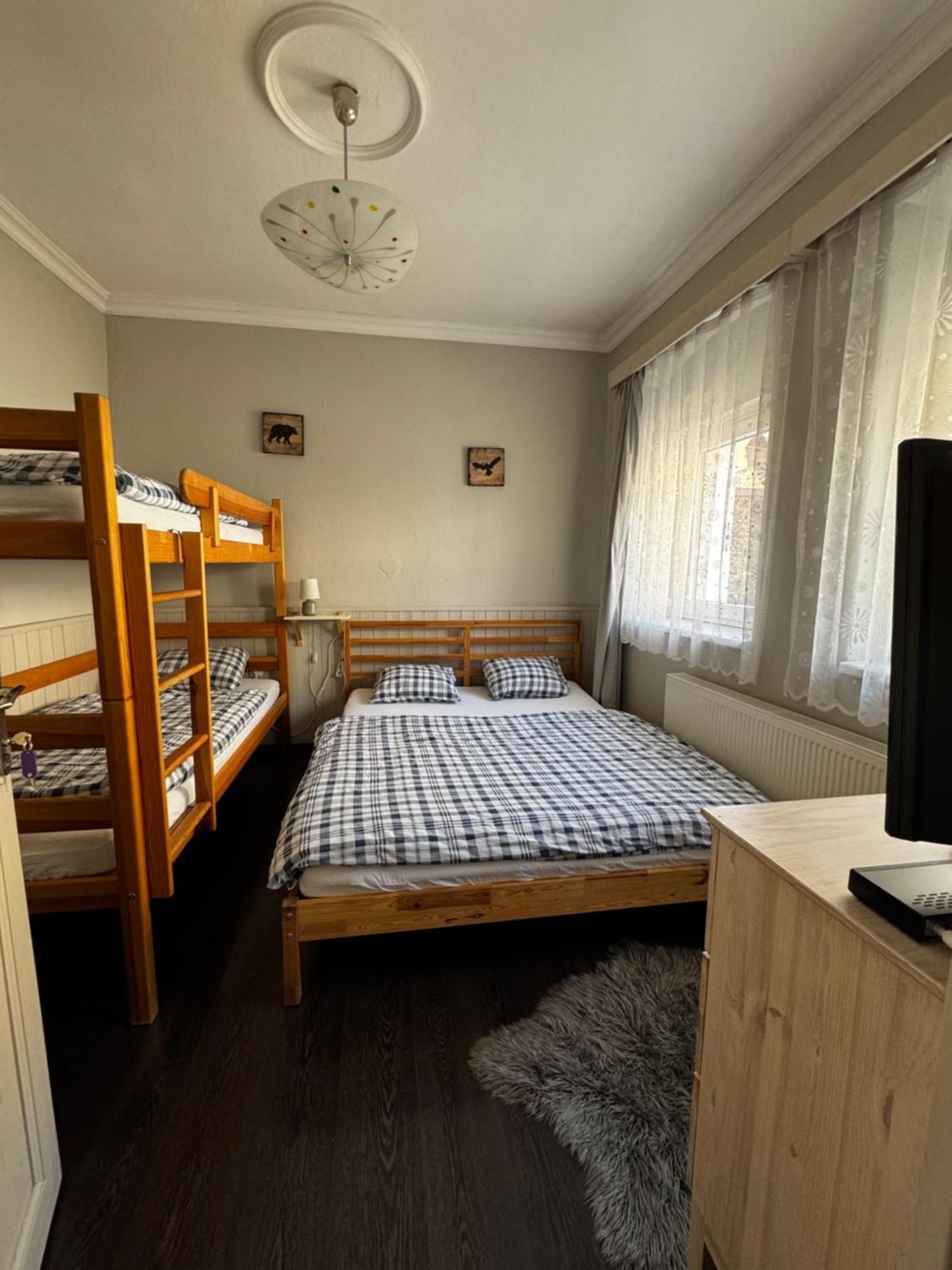 U Vahy Jachymov Apartment Екстериор снимка