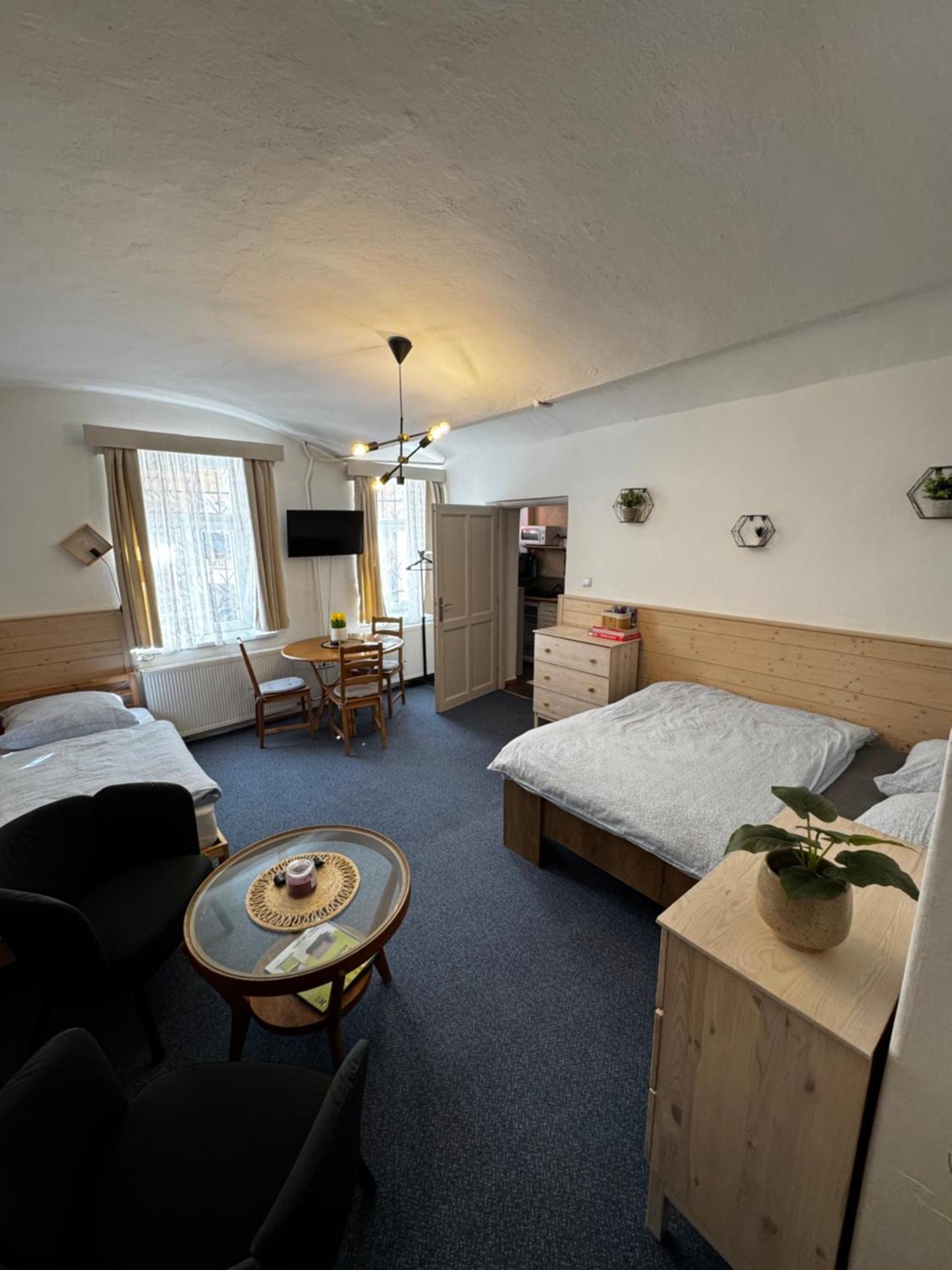 U Vahy Jachymov Apartment Екстериор снимка