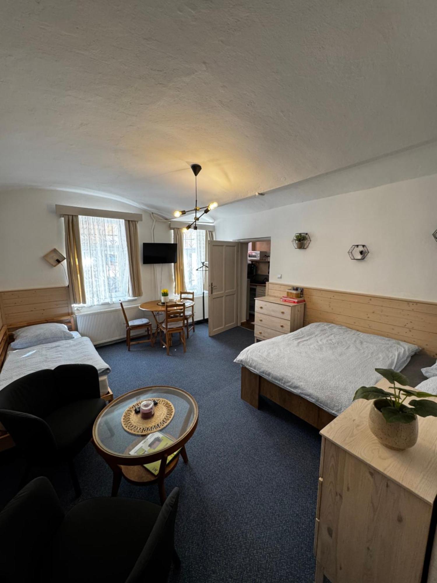 U Vahy Jachymov Apartment Екстериор снимка